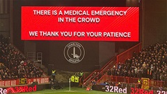 Trận Charlton vs Chelsea bị tạm dừng vì 1 ca cấp cứu